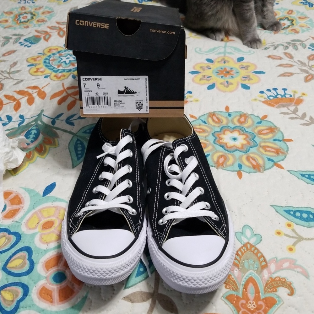 Black converse